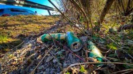 Pločevinke ob cestah